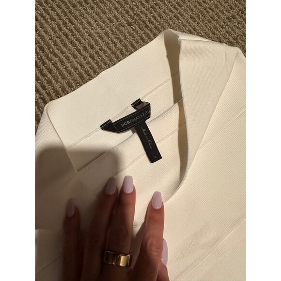 BCBGMAXAZRIA Beige Simone Textured Power Bodycon Bandage Skirt Small Size NWT - Picture 4 of 4